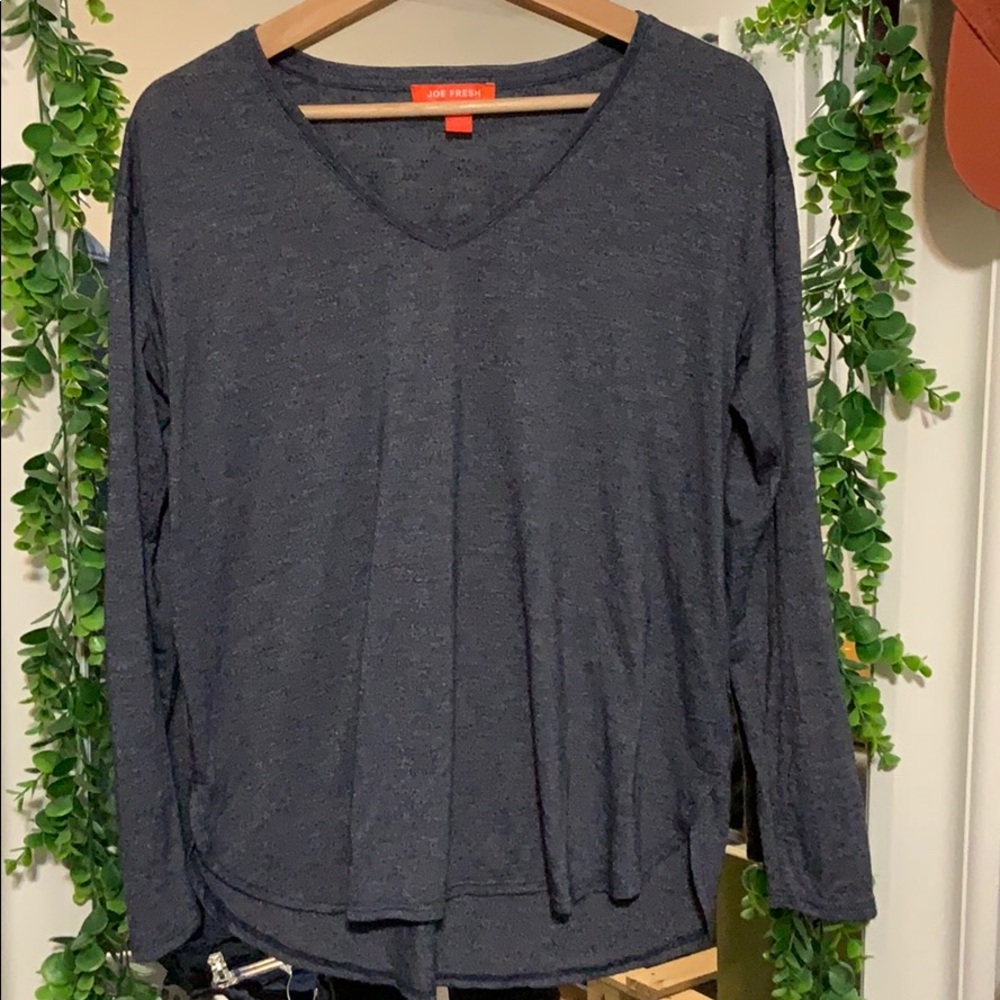 Grey long sleeve v-neck